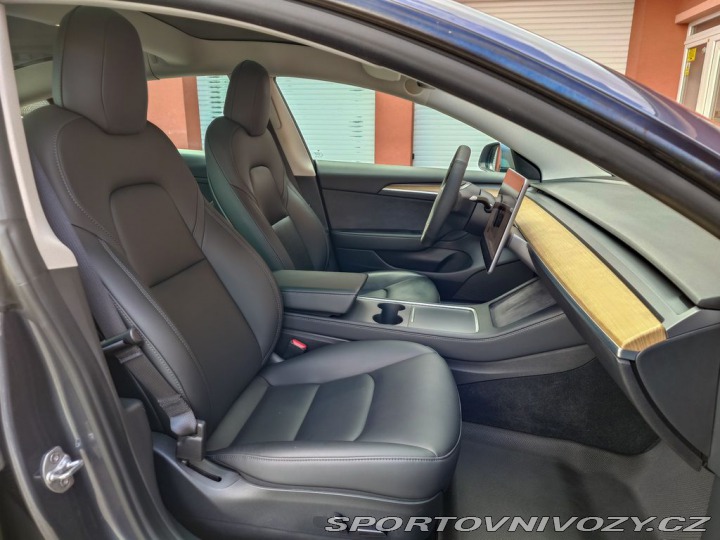Tesla Model 3 Standard plus RWD 220kW S 2022