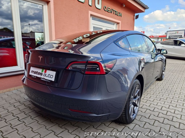 Tesla Model 3 Standard plus RWD 220kW S 2022