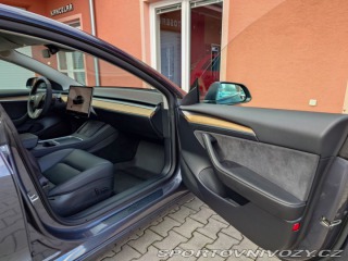 Tesla Model 3 Standard plus RWD 220kW S 2022