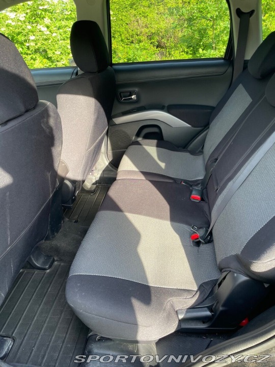 Mitsubishi Ostatní modely Outlander 2,2   2012 130kw 2012