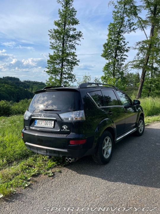 Mitsubishi Ostatní modely Outlander 2,2   2012 130kw 2012