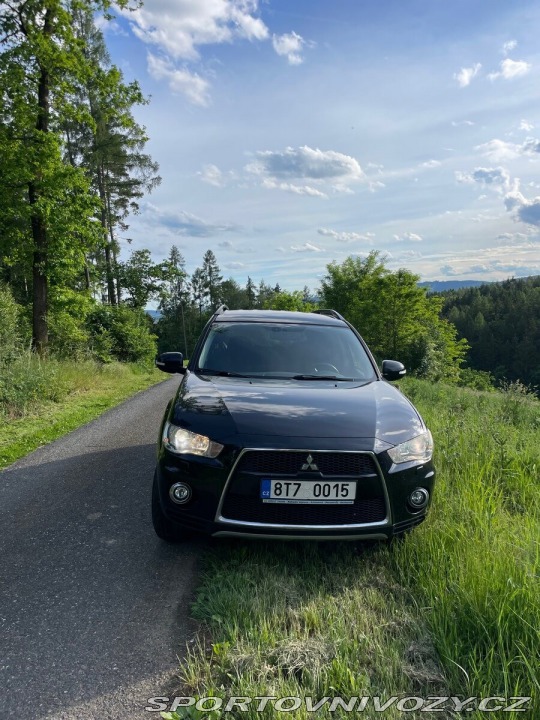 Mitsubishi Ostatní modely Outlander 2,2   2012 130kw 2012