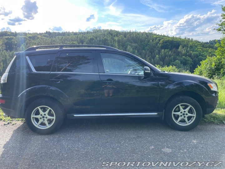 Mitsubishi Ostatní modely Outlander 2,2   2012 130kw 2012