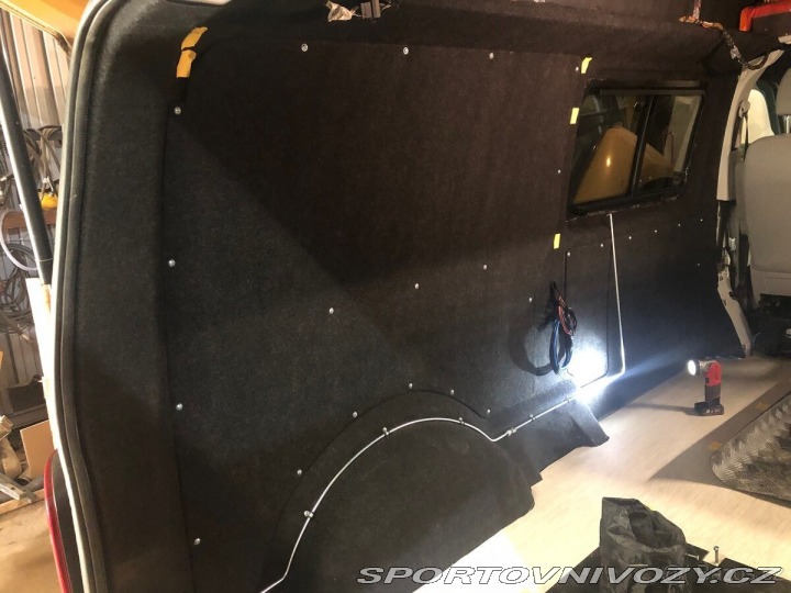 Volkswagen Ostatní modely Transporter 2,0 T5 4motion Camper 2015