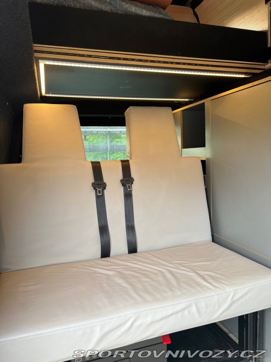 Volkswagen Ostatní modely Transporter 2,0 T5 4motion Camper 2015