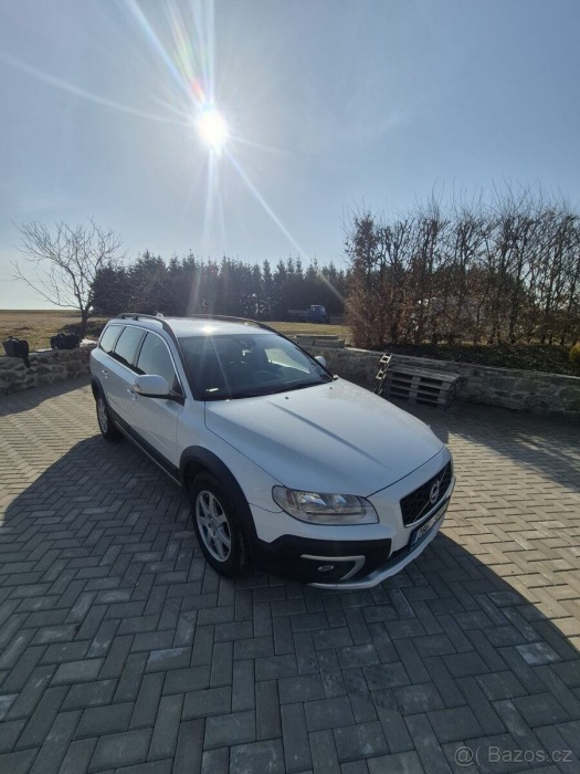 Volvo Ostatní modely XC70 2,4   D4 AWD 158kW