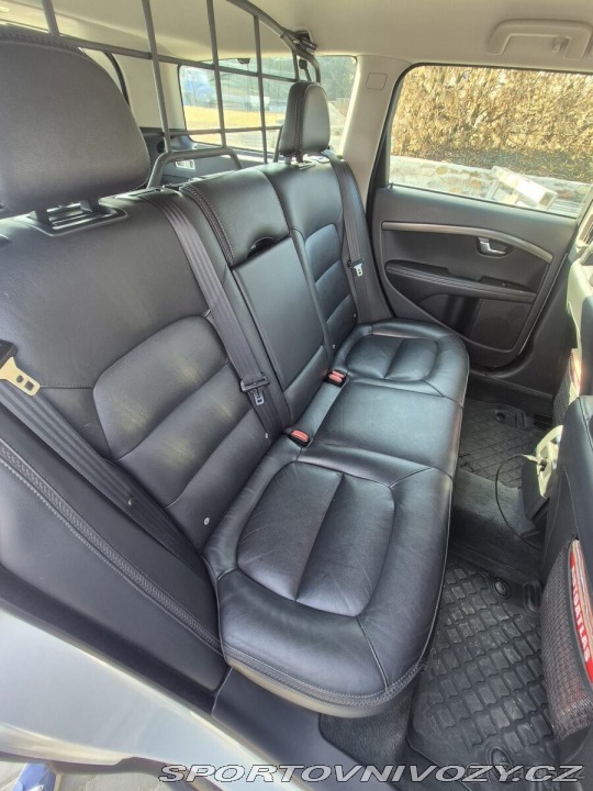Volvo Ostatní modely XC70 2,4 D4 AWD 158kW 2015