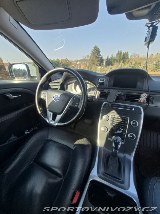 Volvo Ostatní modely XC70 2,4 D4 AWD 158kW 2015