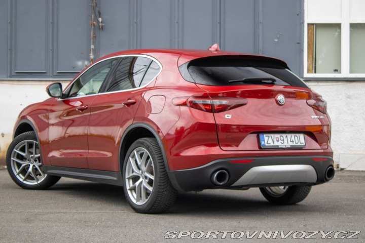 Alfa Romeo Stelvio 2.0 280k Q4 A/T, 206kW, 2017