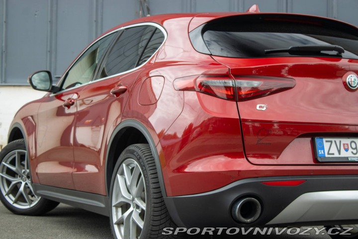 Alfa Romeo Stelvio 2.0 280k Q4 A/T, 206kW, 2017