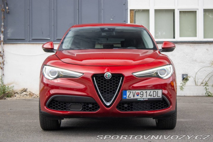 Alfa Romeo Stelvio 2.0 280k Q4 A/T, 206kW, 2017