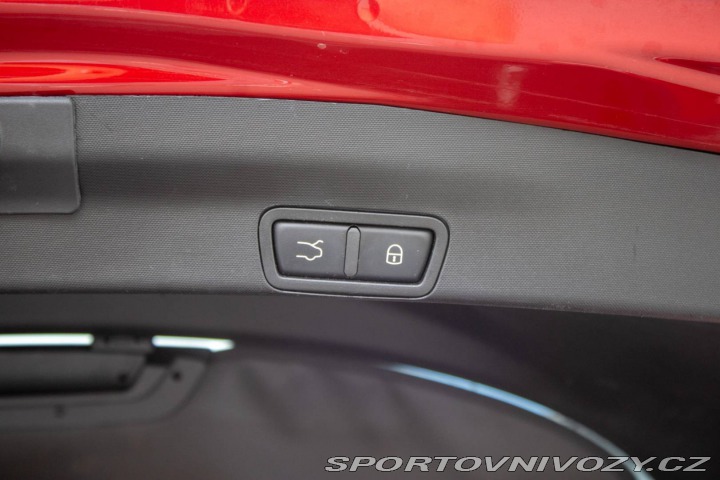 Alfa Romeo Stelvio 2.0 280k Q4 A/T, 206kW, 2017