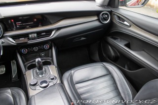 Alfa Romeo Stelvio 2.0 280k Q4 A/T, 206kW, 2017