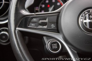 Alfa Romeo Stelvio 2.0 280k Q4 A/T, 206kW, 2017