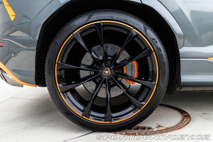 Lamborghini Urus 2020