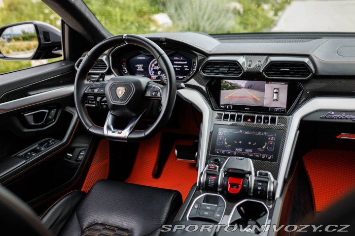 Lamborghini Urus / PO SERVISE / AJ PROTIÚ 2020