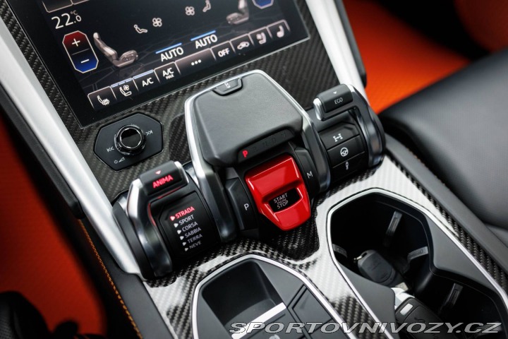 Lamborghini Urus / PO SERVISE / AJ PROTIÚ 2020