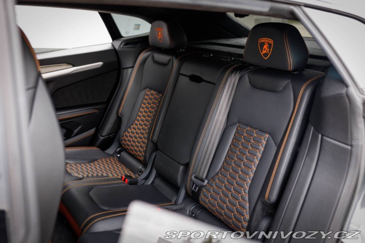 Lamborghini Urus / PO SERVISE / AJ PROTIÚ 2020