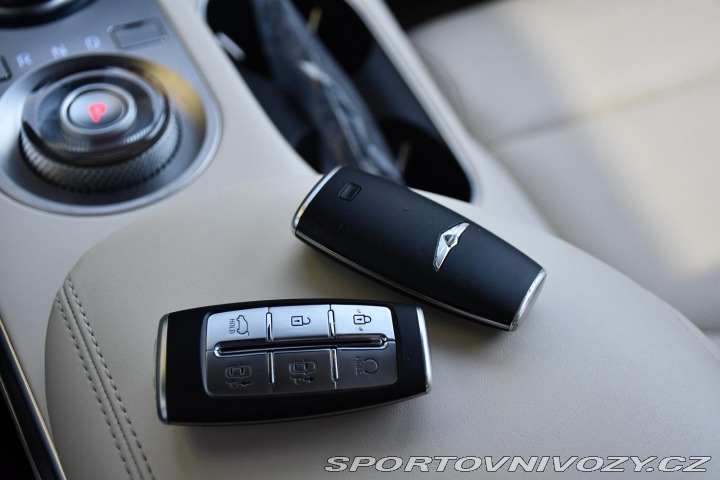 Ostatní značky Ostatní modely Genesis GV70 AWD SPORT REZERVACE 2023