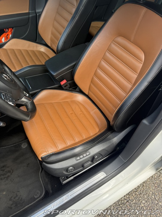 Volkswagen Ostatní modely Passat B7 2012