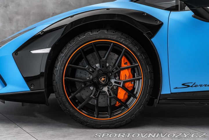 Lamborghini Huracán  2024