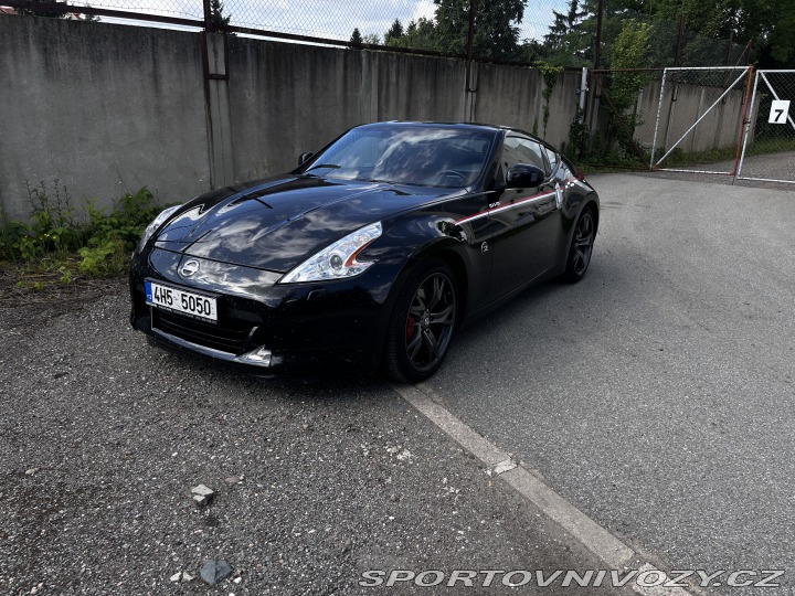Nissan 370 Z 40th Anniversary Edition 2010
