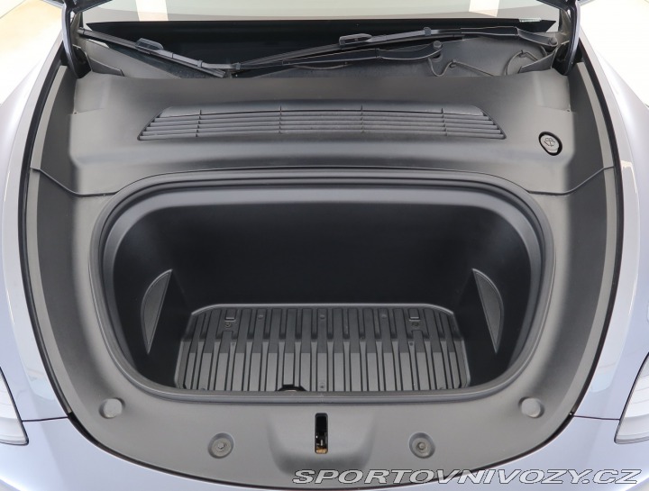 Tesla Model Y Long Range AWD 79kWh 2022
