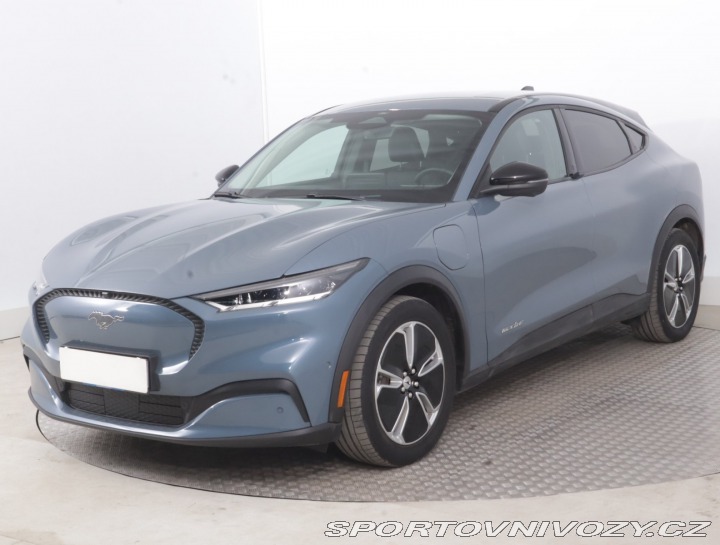 Ford Mustang Mach-E Standard Range RW 2024