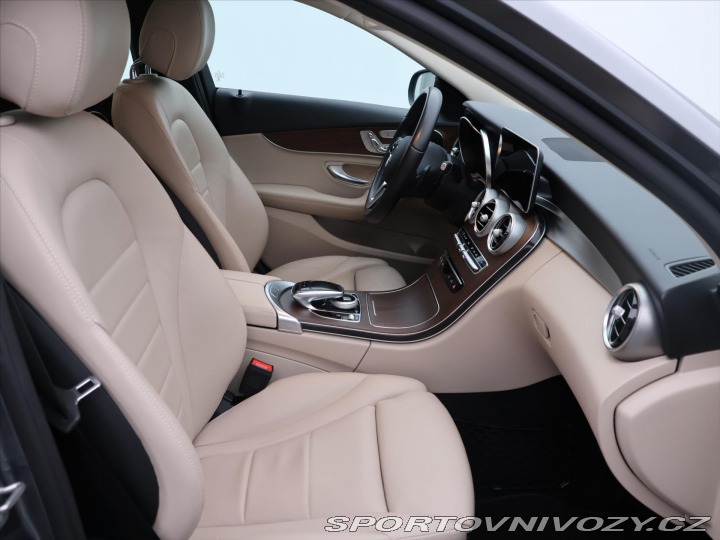 Mercedes-Benz C 2,0 C300 190kW CZ AMG pak 2019