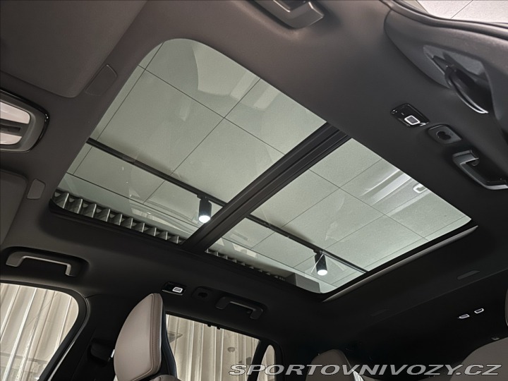 Volvo Ostatní modely XC90 2,0 T8 Plus Dark 2026