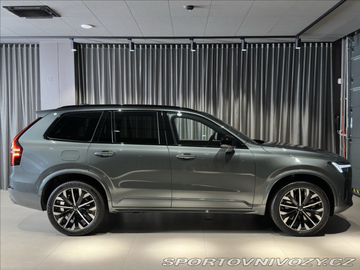 Volvo Ostatní modely XC90 2,0 T8 PHEV Plus Dark 2026