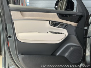 Volvo Ostatní modely XC90 2,0 T8  Plus Dark 2026