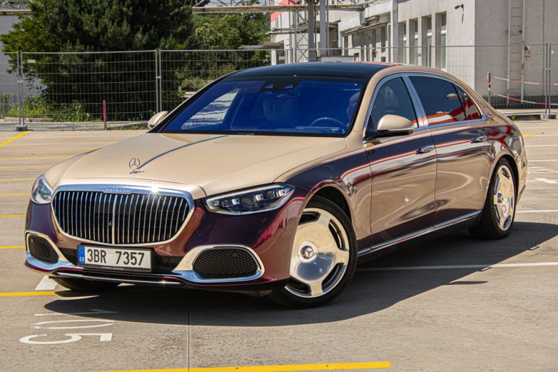 Mercedes-Benz S Maybach