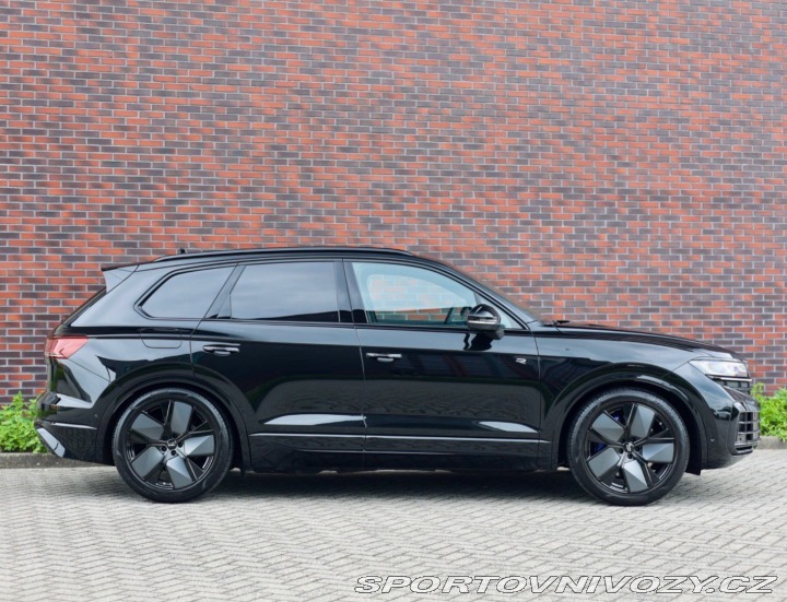 Volkswagen Ostatní modely Touareg 3.0 TSI eHybrid 4Motion 2025