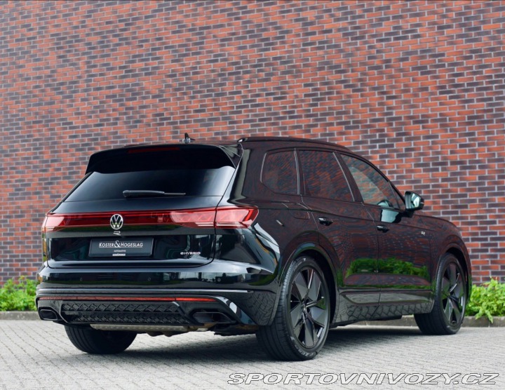 Volkswagen Ostatní modely Touareg 3.0 TSI eHybrid 4Motion 2025
