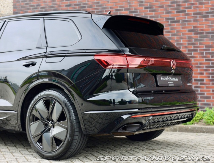 Volkswagen Ostatní modely Touareg 3.0 TSI eHybrid 4Motion 2025