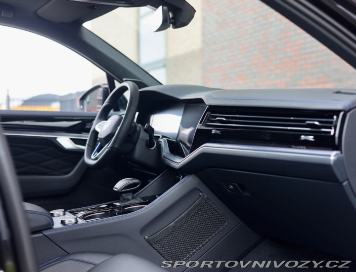 Volkswagen Ostatní modely Touareg 3.0 TSI eHybrid 4Motion 2025
