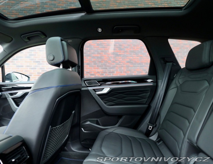 Volkswagen Ostatní modely Touareg 3.0 TSI eHybrid 4Motion 2025