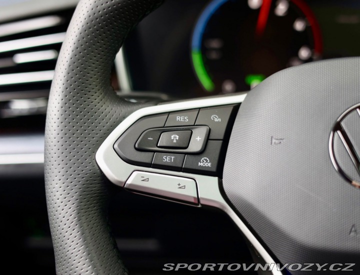 Volkswagen Ostatní modely Touareg 3.0 TSI eHybrid 4Motion 2025