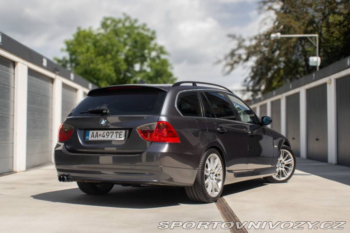 BMW 3 325i MT/6 / AJ NA SPLÁTK 2006