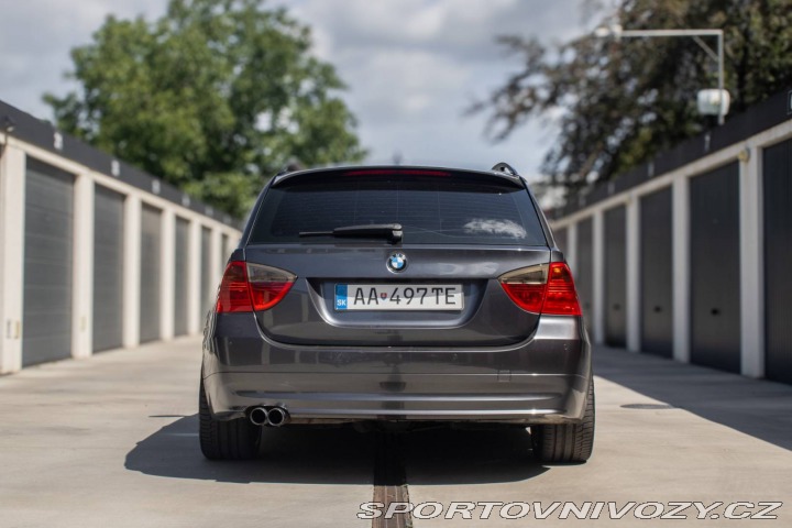 BMW 3 325i MT/6 / AJ NA SPLÁTK 2006