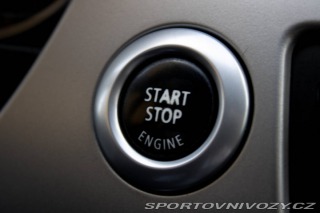 BMW 3 325i MT/6 / AJ NA SPLÁTK 2006