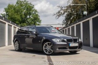 BMW 3 325i MT/6 / AJ NA SPLÁTK 2006