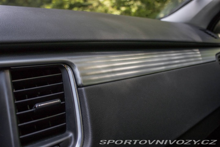 Peugeot 508 SW GT FWD 150kW / AJ NA 2011