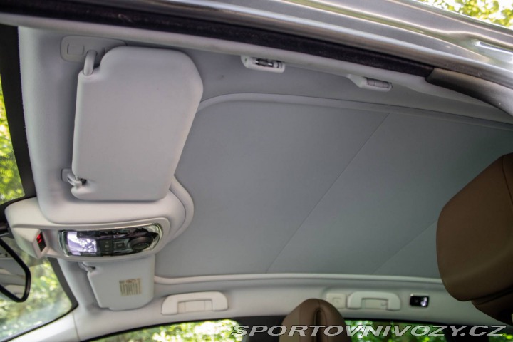 Peugeot 508 SW GT FWD 150kW / AJ NA 2011