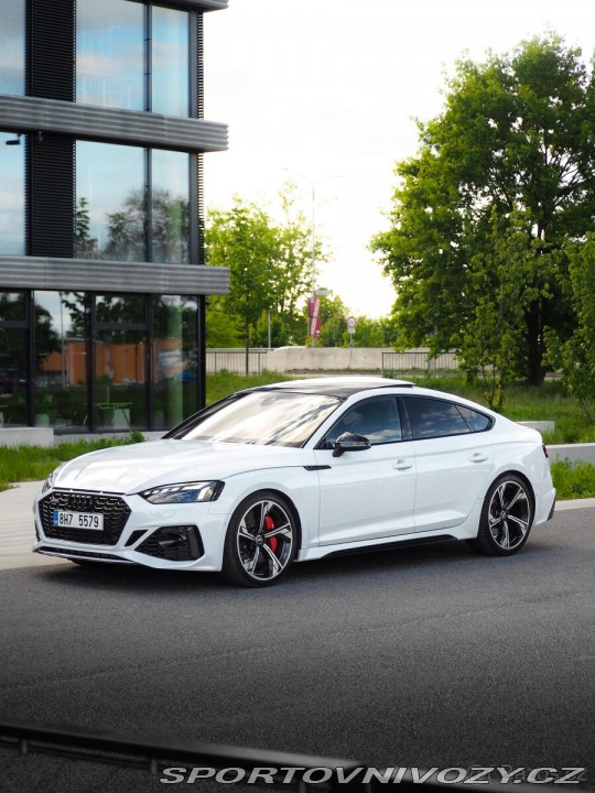 Audi RS5 2021