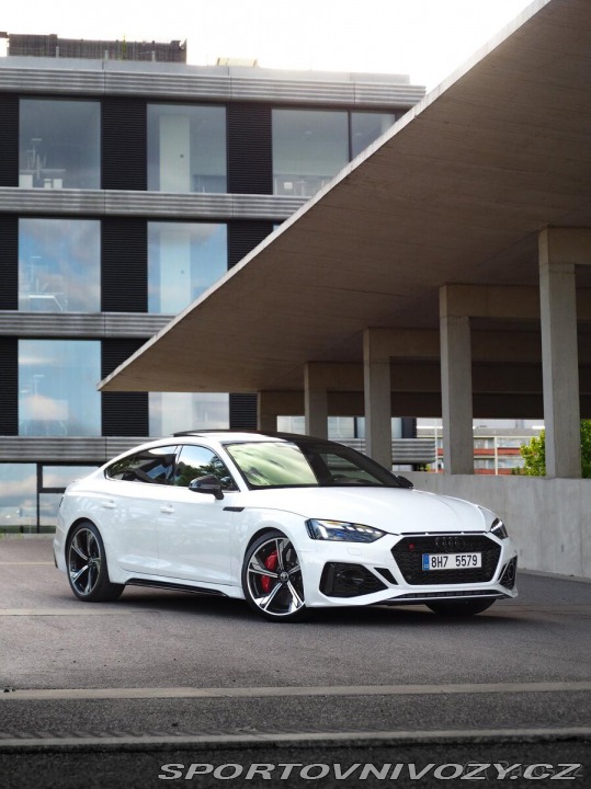 Audi RS5  2021