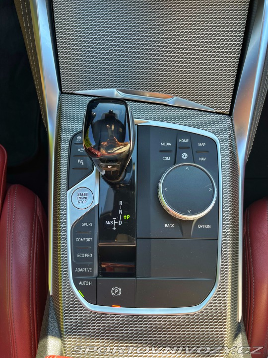 BMW M4 M440i xDrive Coupé 2021