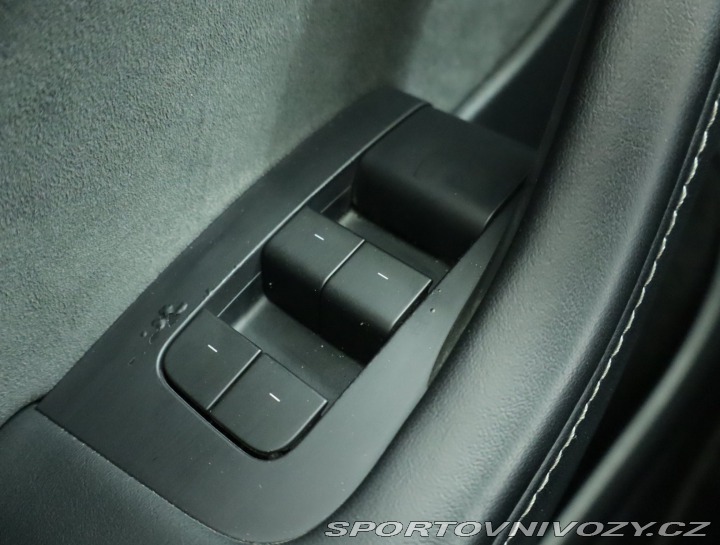 Tesla Model Y Long Range AWD 79kWh 2022