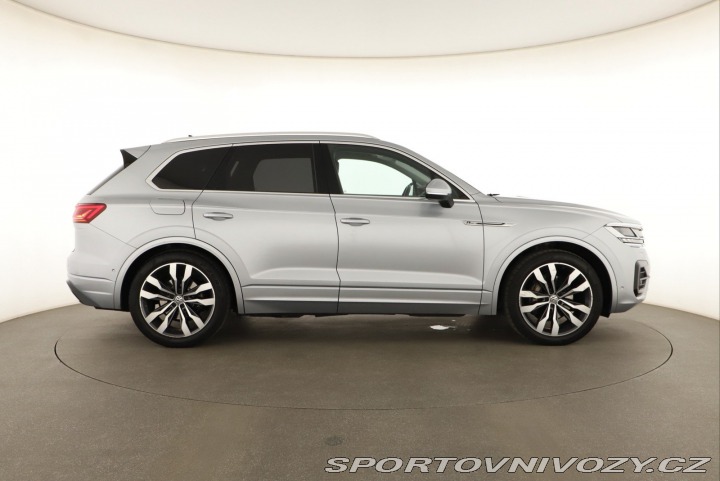 Volkswagen Ostatní modely Touareg R-Line 3.0 TDI 2019